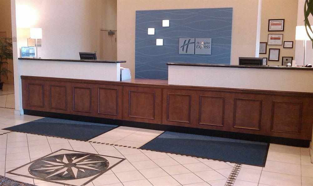 Wingate By Wyndham Waynesboro Hotel Interior foto