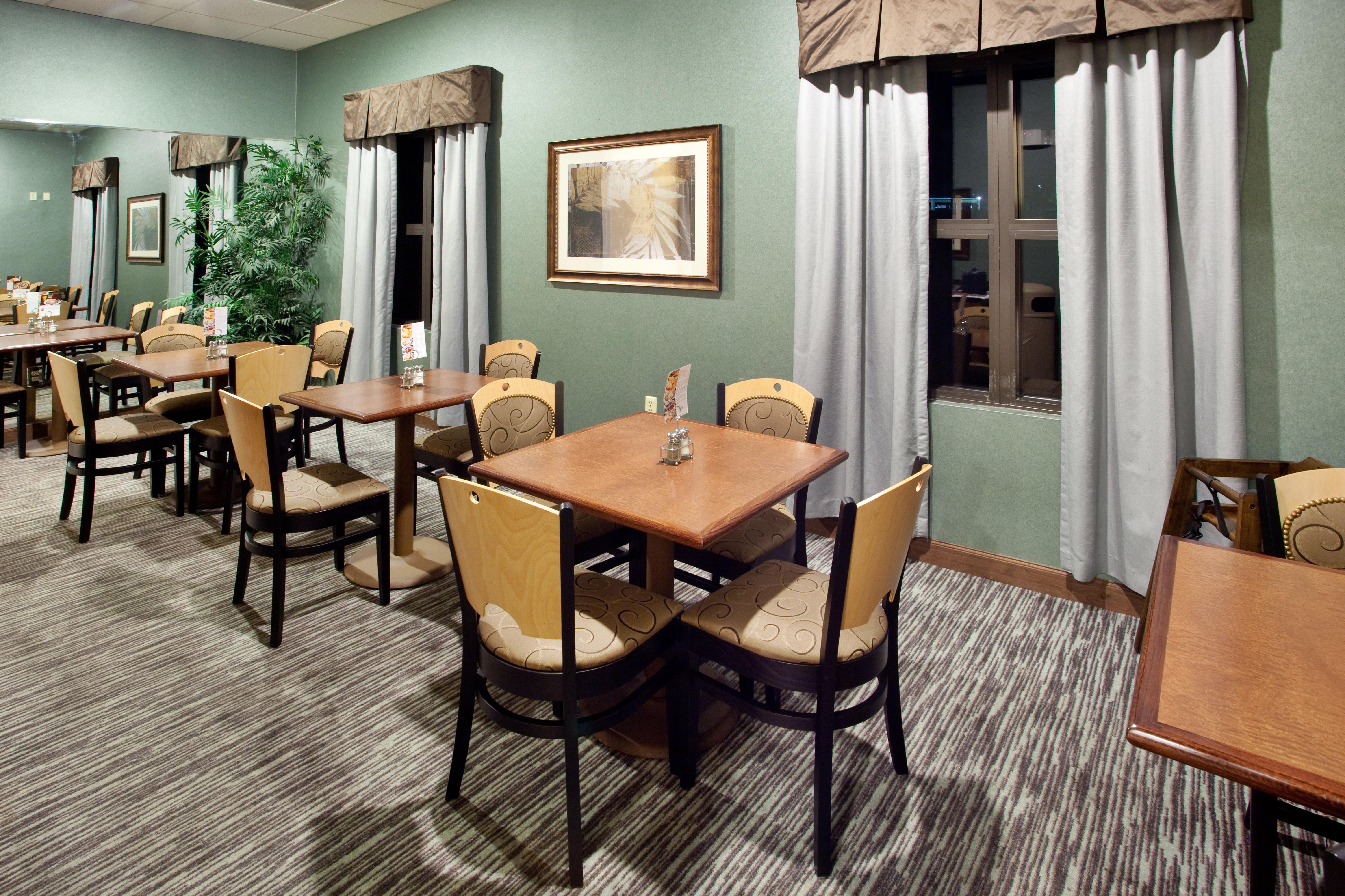 Wingate By Wyndham Waynesboro Hotel Exterior foto